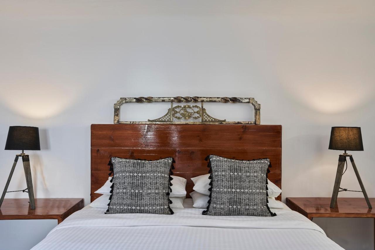 Almyra Guest Houses Paraga  Dış mekan fotoğraf